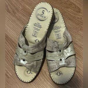 Women's 5 Zones Leather Wedge Mules - Beige Sandals
